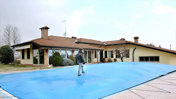 coperture sicurezza proteggere piscina