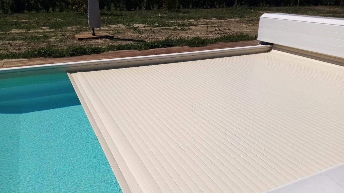 Copertura-piscina-tapparella-TP-FT | Favaretti Group