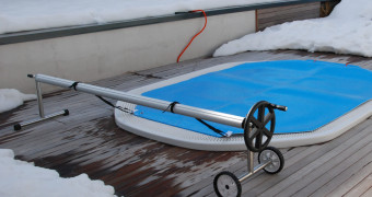 Mobile reels for pool covers
