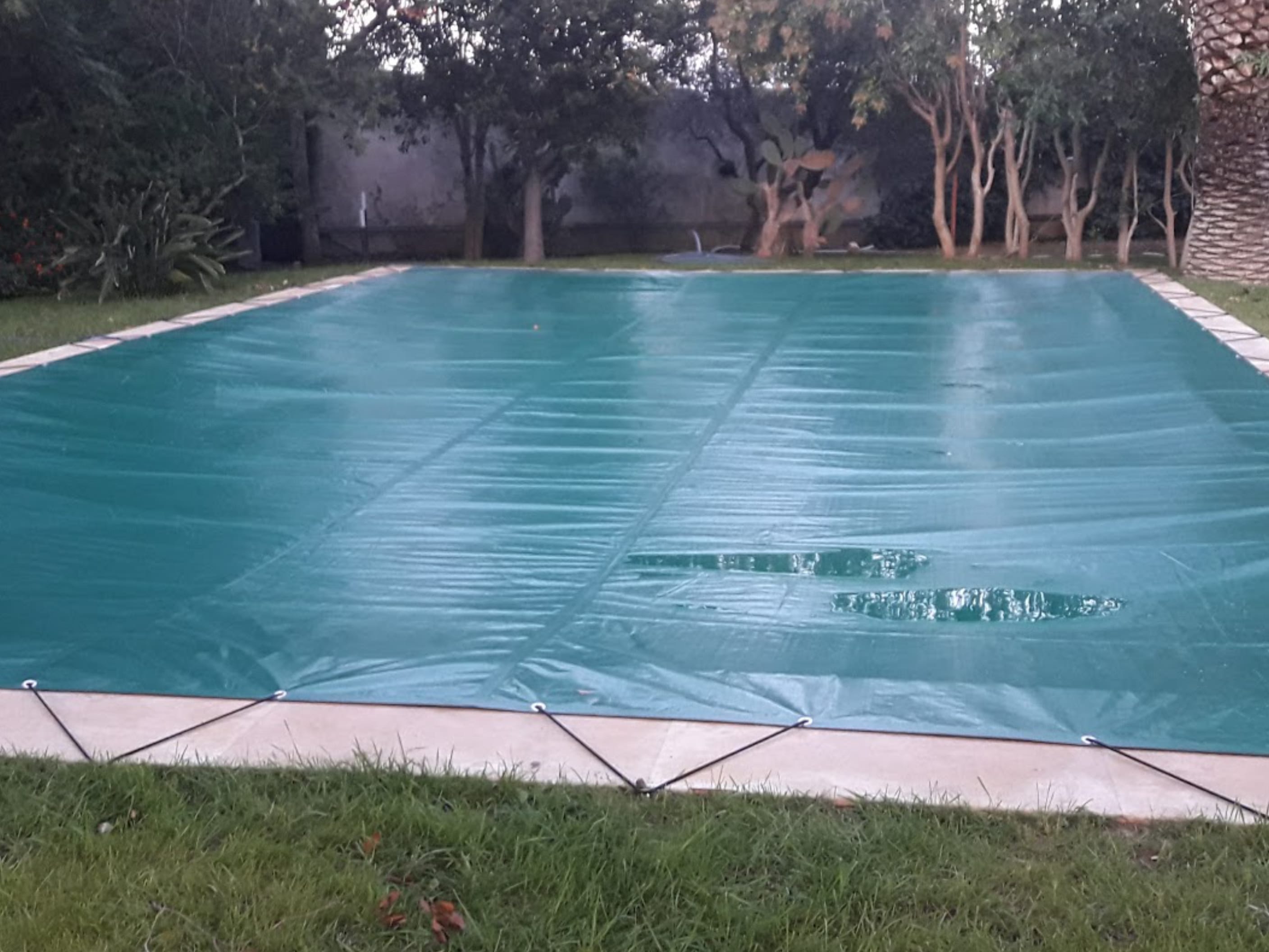 Coperture invernali - telo impermeabile per piscina | Favaretti Group