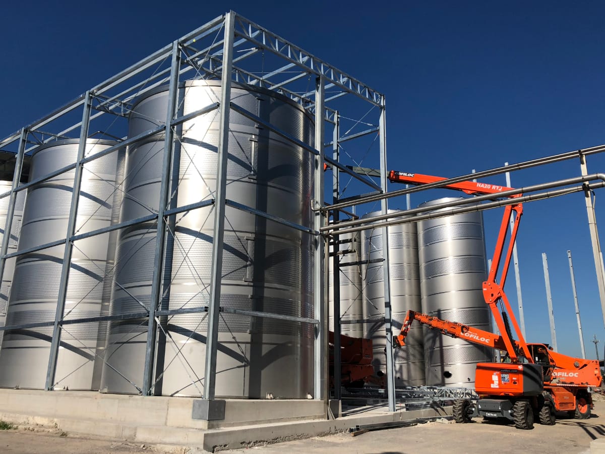Tensostrutture industriali e stoccaggio merci | Favaretti Group